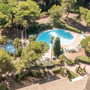 La Badine 5p Piscine Clim Jacuzzi Parc Luxuriant Appart hôtel